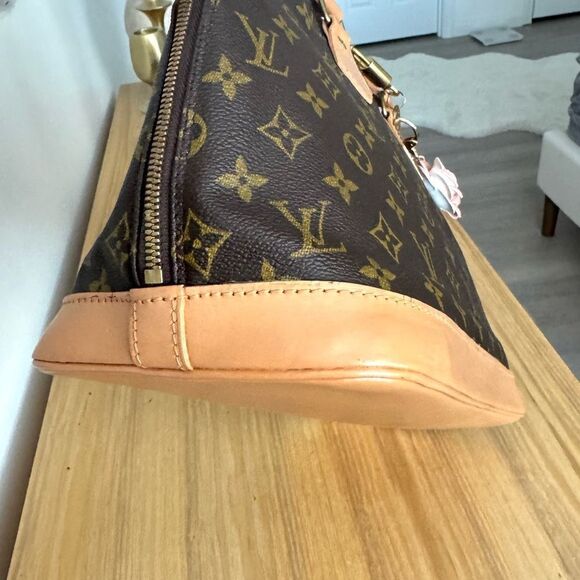 ✅AUTHENTIC✅LOUIS VUITTON ALMA PM - Picture 11 of 16